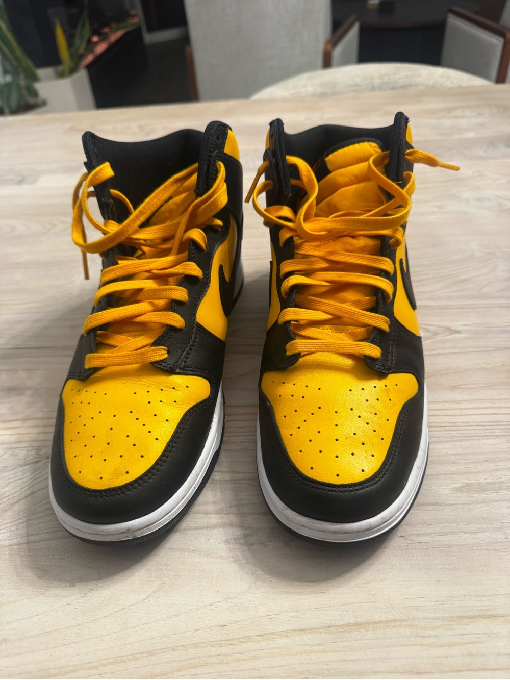 Nike dunk High-Top Sneakers in Black and Yellow